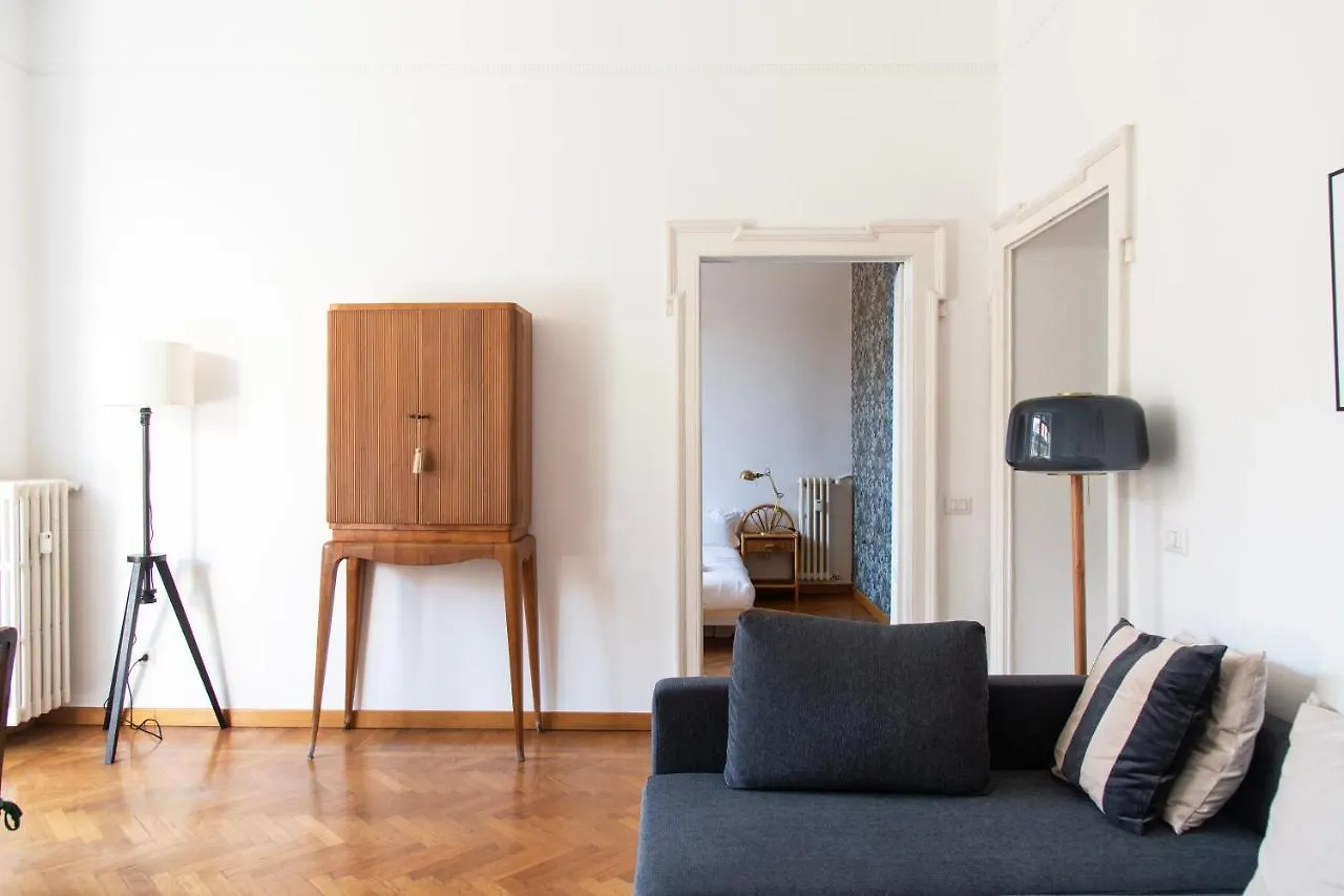 Apartment Youhosty - Ponte Vetero 21 Milan